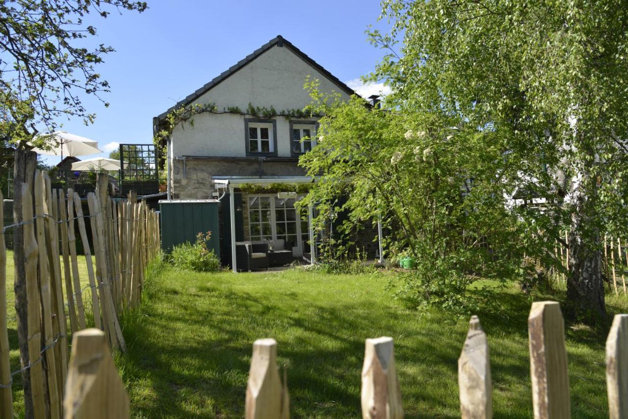 Zum Goldenen Schaf II Appartement Ahrdorf Buitenkant foto